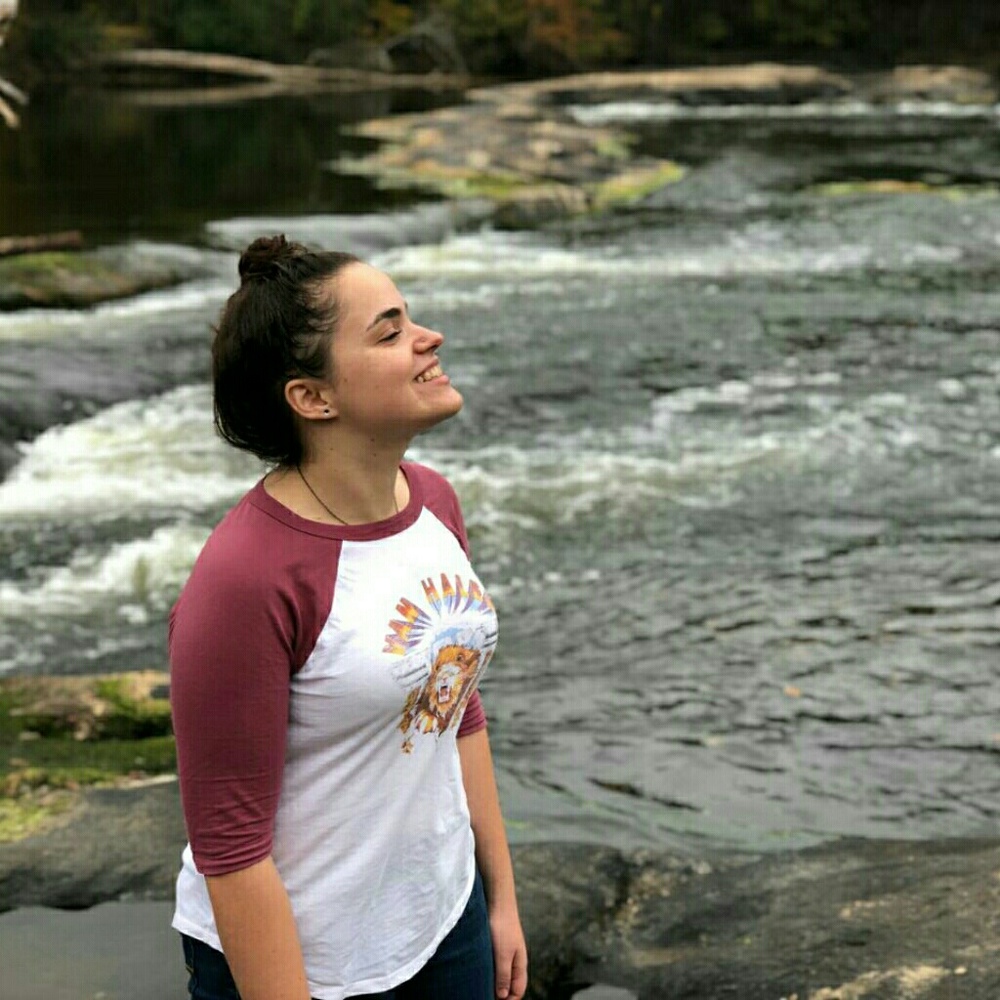 Meet your Posher, Elizabeth